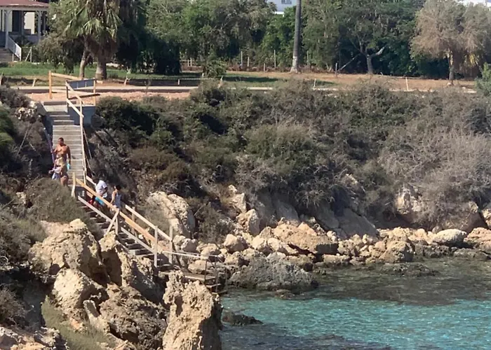 A At Coralli - Apartment, 30 M From *