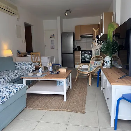 Appartement A By The - Apartment, 2 Minutes Walk From The - Coralli B 103