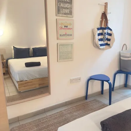 A At Coralli - Apartment, 30 M From דירה *