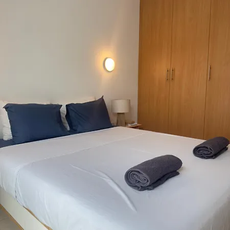 Appartement A By The - Apartment, 2 Minutes Walk From The - Coralli B 103