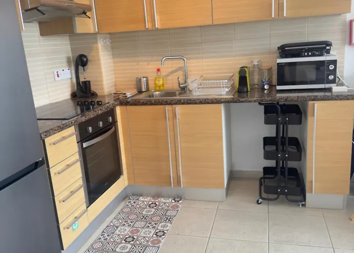 A At Coralli - Apartment, 30 M From דירה