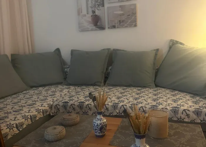 A At Coralli - Apartment, 30 M From דירה פרוטאראס